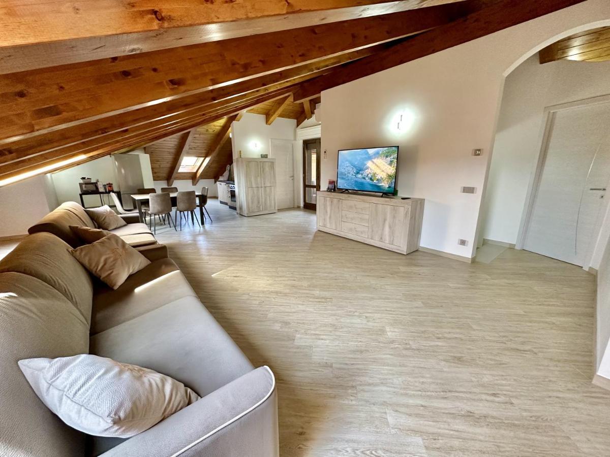 La Maison Du Soleil Аджерола Екстериор снимка